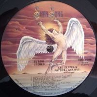 Physical Graffiti_08