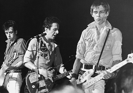 Mick Jones, Joe Strummer e Paul Simonon