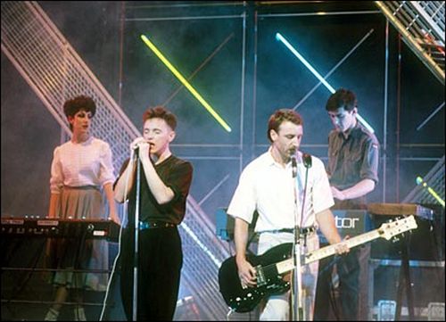 New Order (Gilbert, Sumner, Hook e Morris)