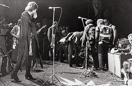 Os Rolling Stones escandalizados com a violência no Festival de Altamont - 1969