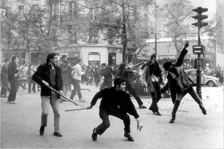 França - 1968: A calçada como arma