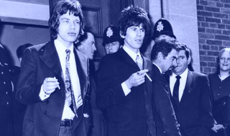 Mick e Keith após o julgamento