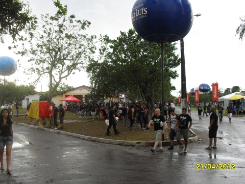 Panorâmica da praça de alimentação