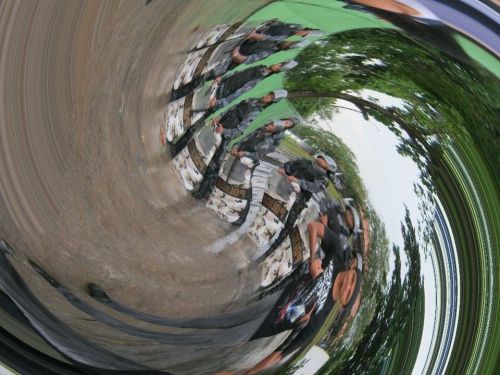 No meu estado de choque, fiquei chocado ao lembrar da tropa de choque da PM.