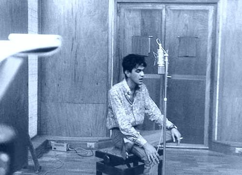 Caetano na gravação de voz em Salvador