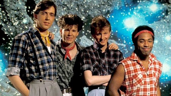 Da esq. p/ dir.: Brzezicki, Adamson, Watson, e Butler 