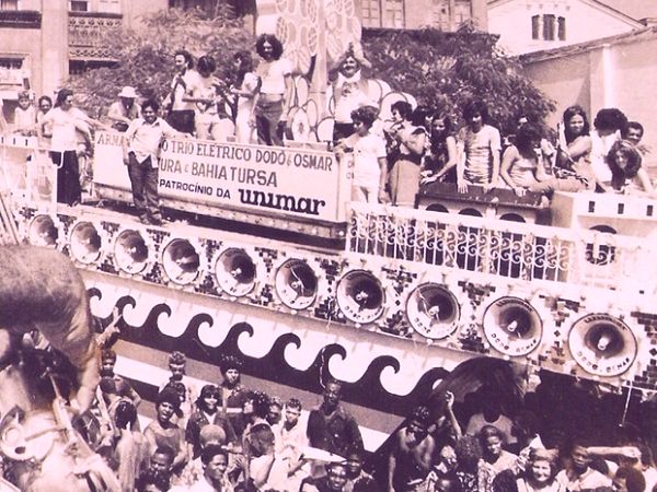 Trio Elétrico_04_1980.jpg